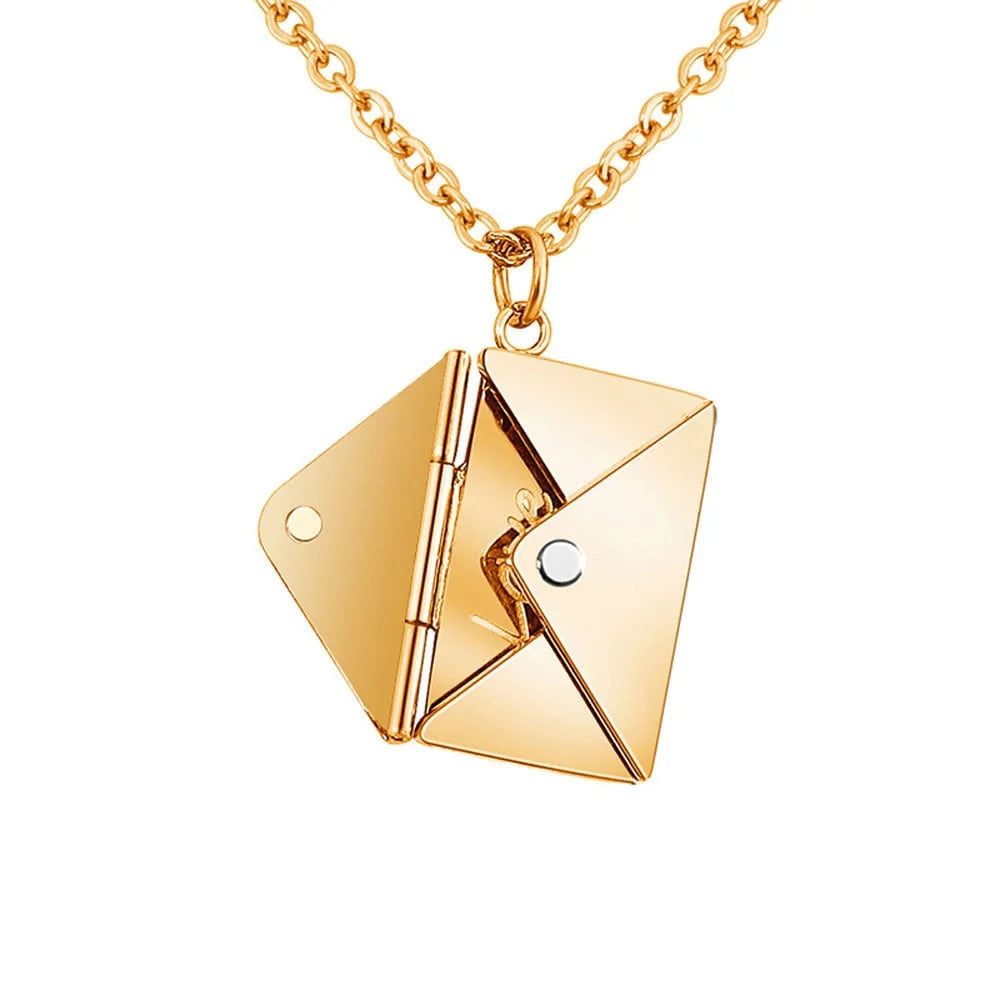Collier lettre d'amour romantique