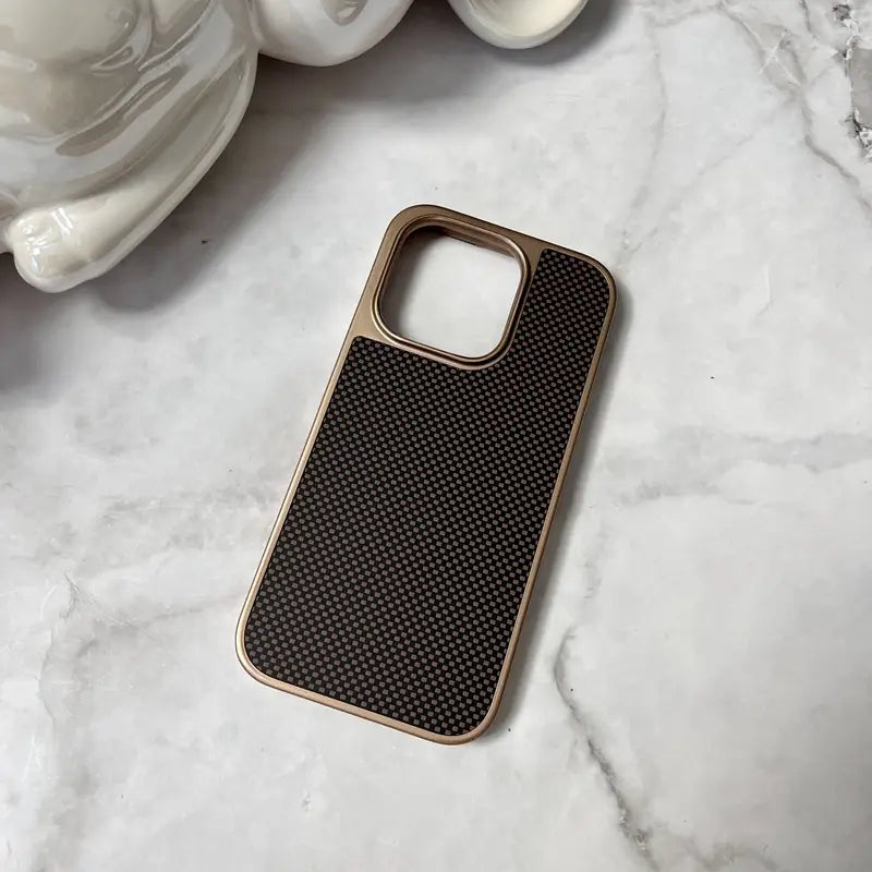 Coque Carbone "Élégance Suprême"
