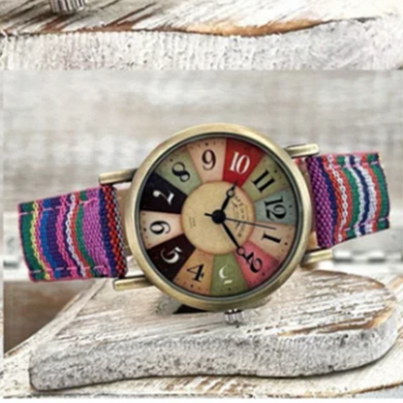 Montre en tissu cuir vintage métal doré pour femme